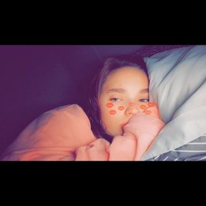 Meet your Posher, Emma